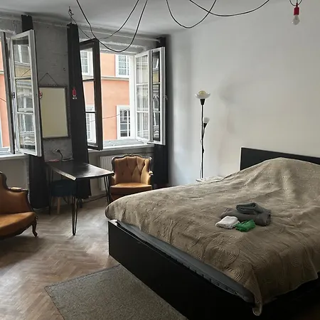 Apartament Private Wroniecka 6 - Parking